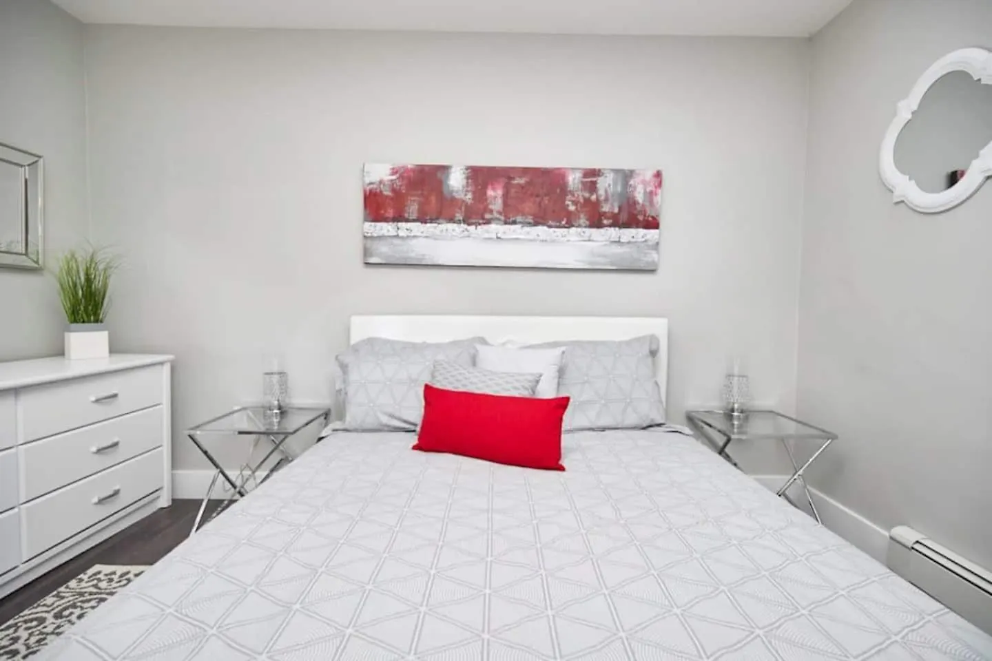 Clifton Hill Hideaway 2A - Two Bedroom Condo Niagara Falls