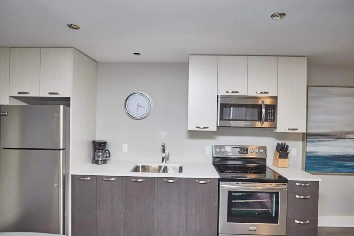 Apartment Clifton Hill Hideaway 2A - Two Bedroom Condo Niagara Falls Canada